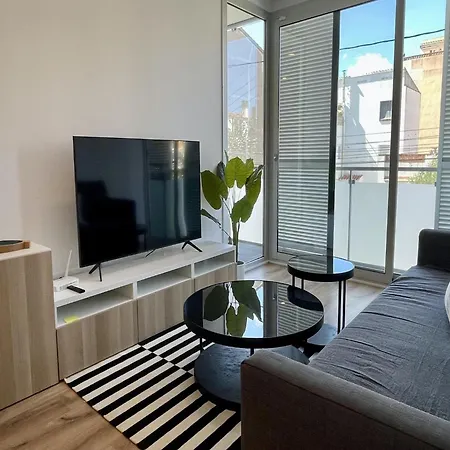 Apartamento In Lescala Near Sandy Beaches *